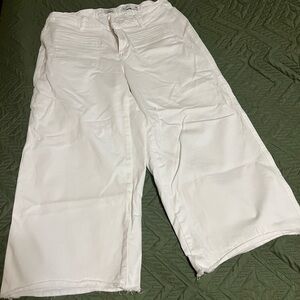 J. Jill White Cropped Pants